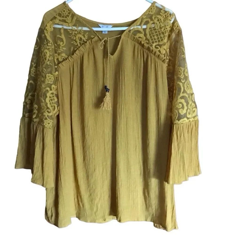 C est. 1946 Cato plus size top blouse 22/24 yellow lace semi sheer 3/4 bell slee